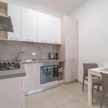 Relax Flatroom 22 Daire Olbia